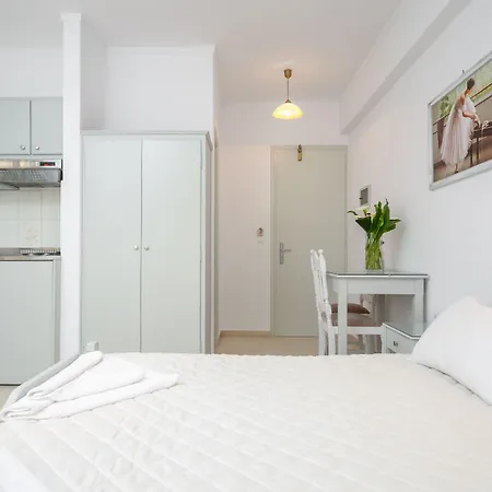 Golden Down Town Апарт-отель 4*