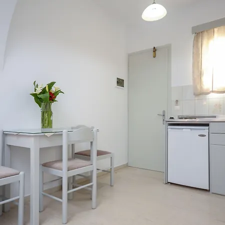 Апарт-отель Golden Down Town