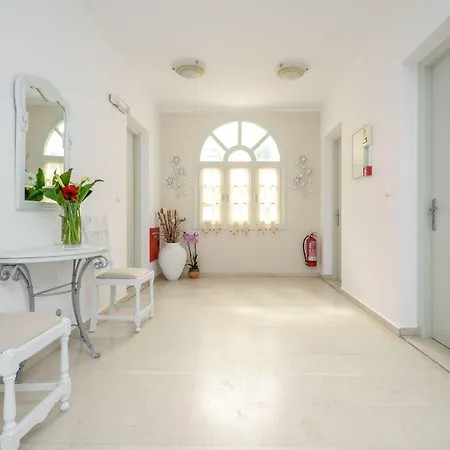 Golden Down Town 4* Naxos City