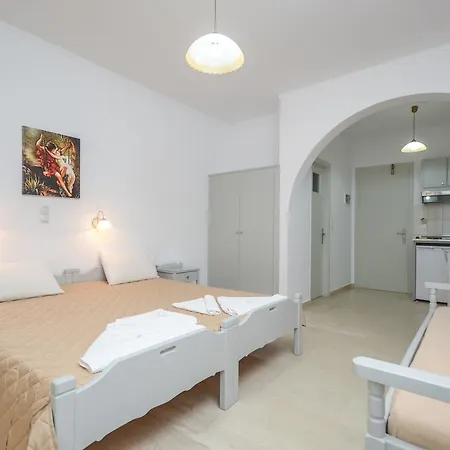 Golden Down Town Апарт-отель Naxos City