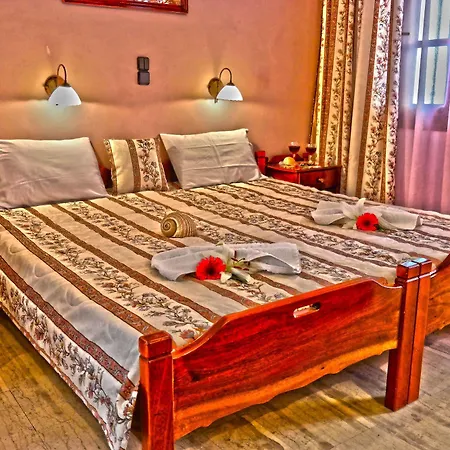 Golden Down Town Апарт-отель 4*