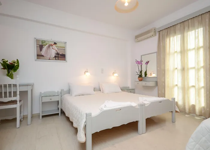 Aparthotel Golden Down Town Naxos City