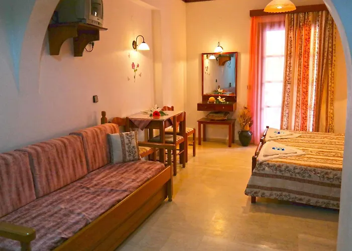 公寓式酒店 Golden Down Town Naxos City