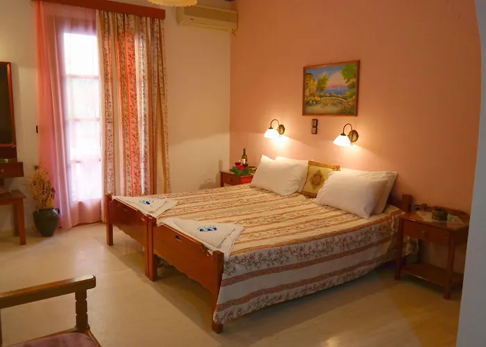 Golden Down Town 公寓式酒店